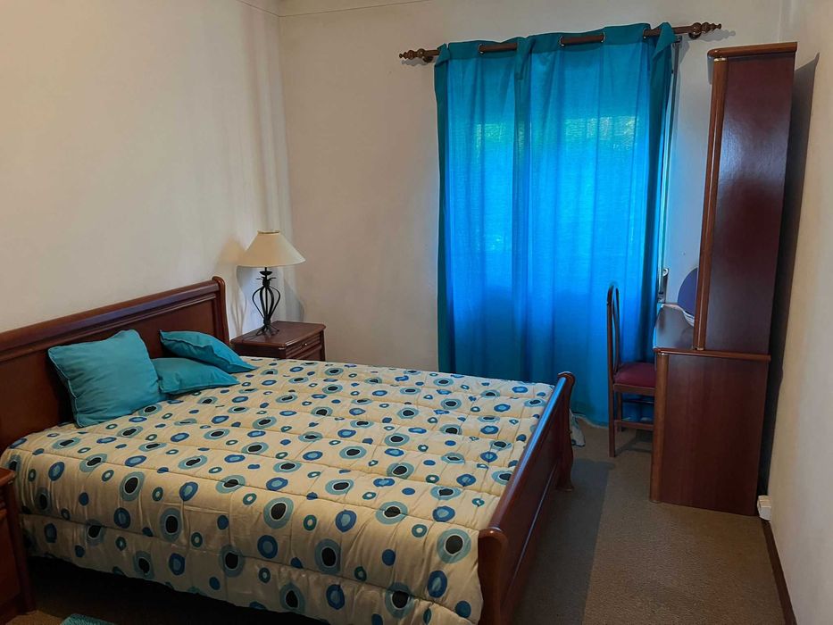 Arenda-se Moradia T3 com Jardim em Local Tranquilo e Aconchegante