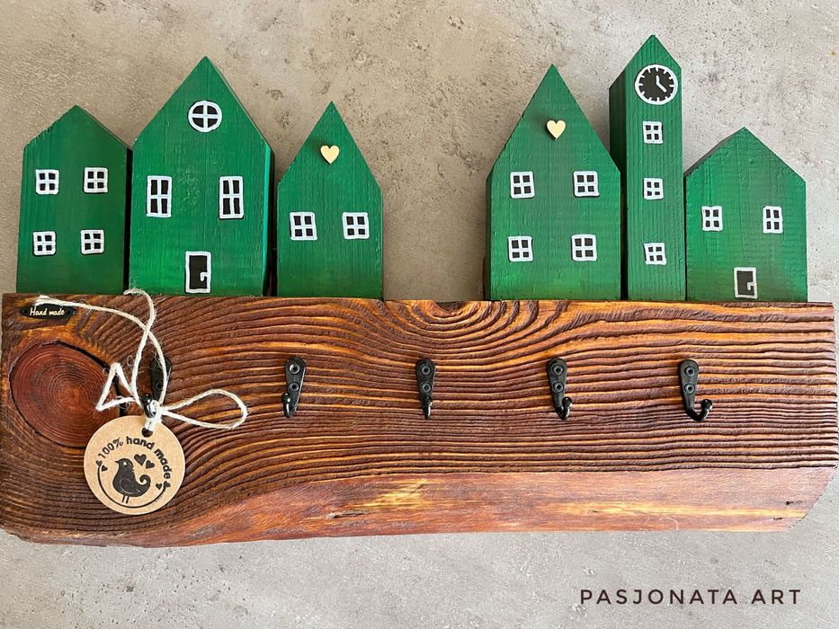 Wieszak domki drewniany rękodzieło hand made