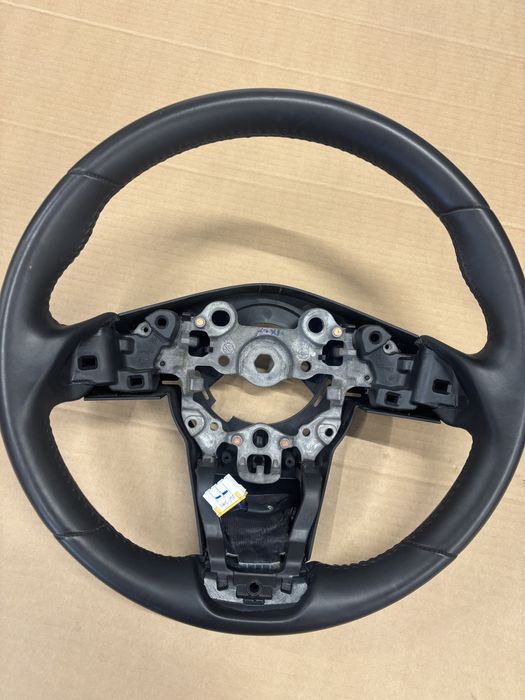 Руль з підігрівом мазда  3  6  cx3  cx 5  mazda