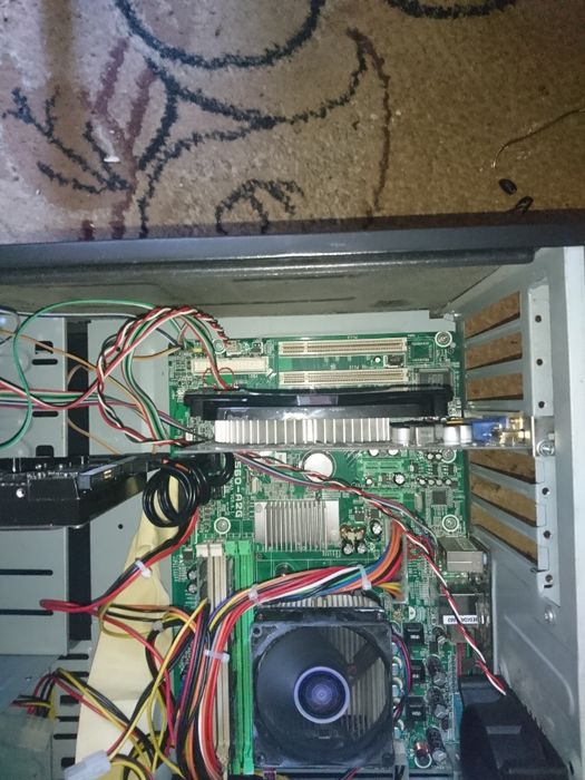 Продам системный блок .