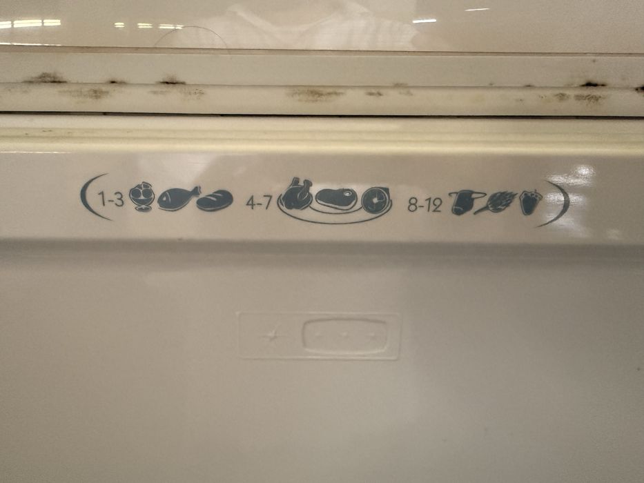 Frigorífico combinado usado.