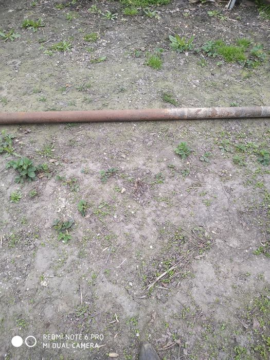 Трубу чугунную диам. 83х62