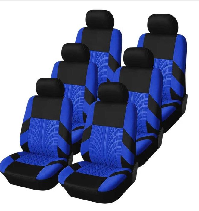 Чохли автомобільні є різні кольори