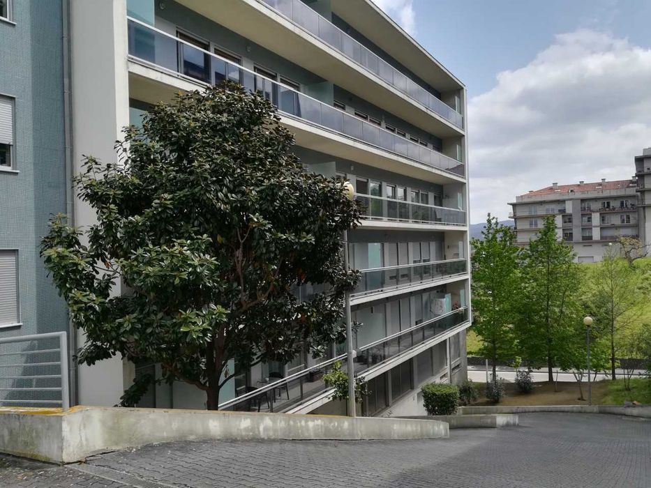 Arrenda-se T1 com piscina na Quinta do Taborda - Leiria