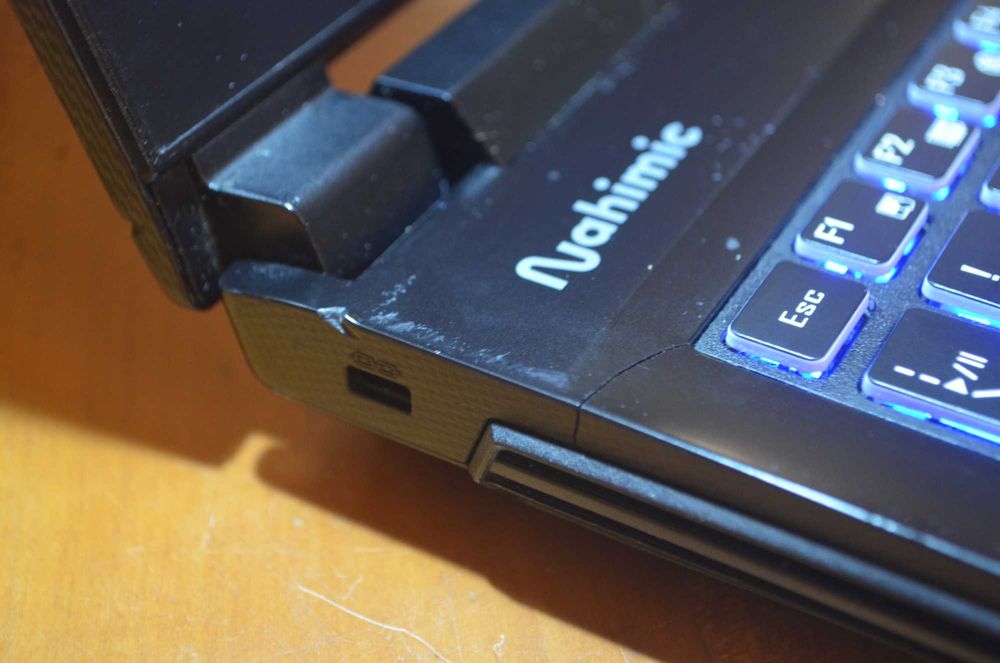 GAMING BEAST: Aorus i7 10th | RTX 2060 6GB | 144Hz