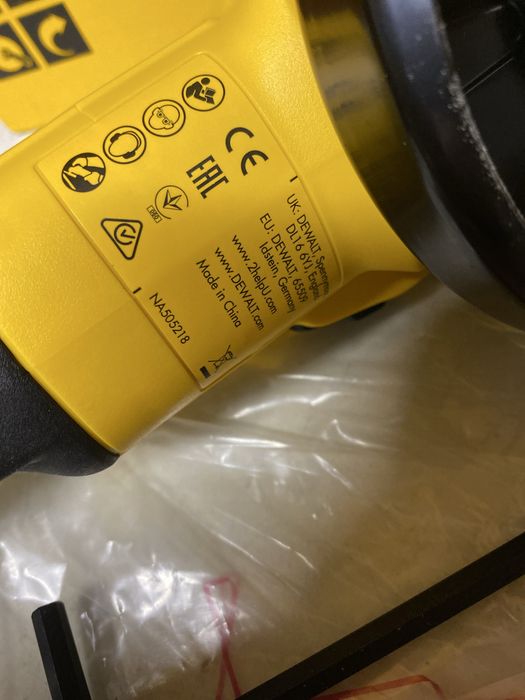 Szlifierka katowa dewalt dcg407 oryginalna