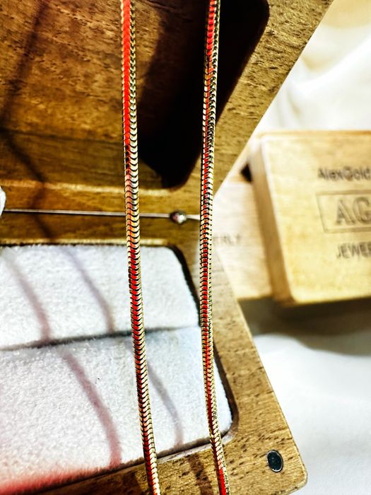 Золотая цепочка 585 весом 5.62 грамма