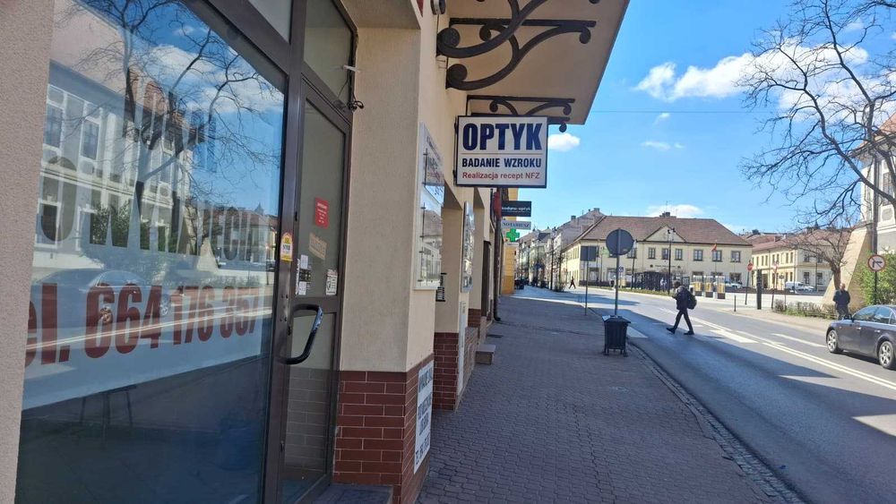 Lokal do wynajęcia w centrum Bochni 90m2 duża witryna