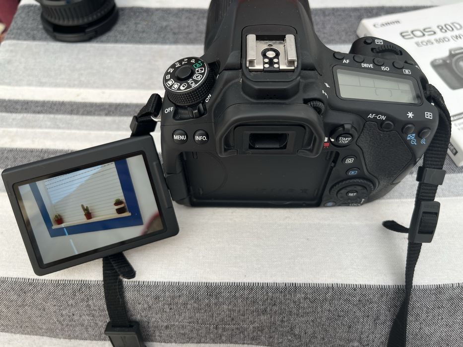 Canon EOS 80D + lente canon efs 18-135mm