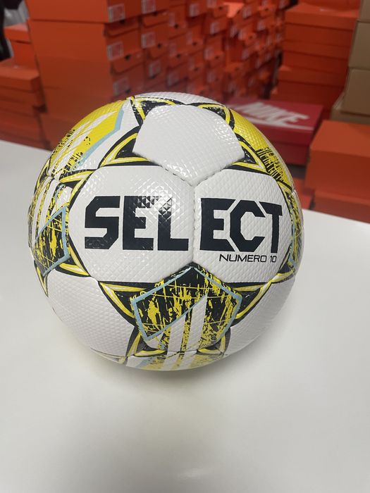 М’яч футбольний SELECT Numero 10 FIFA Basic v23 (345) біл/жовтий, 4