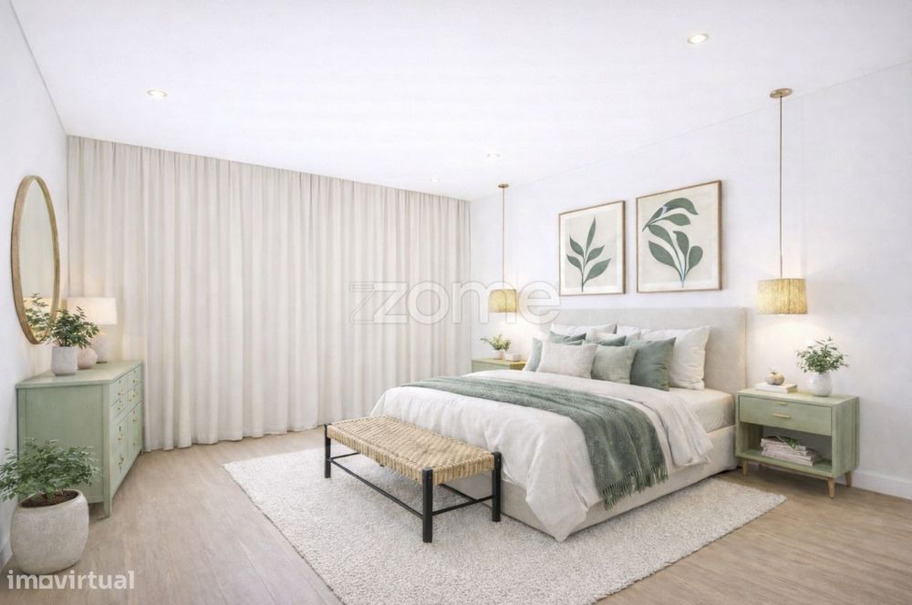 T2 Novo, com Terraço em Esgueira