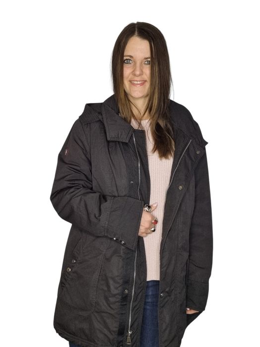 Czarna kurtka Fuchs Schmitt Rozmiar 44/46