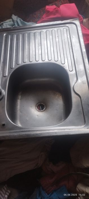 Продаєм три різних за розмірами мийки для кухні