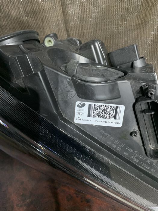 Ford focus st rs mk3 bi - xenon 14 фара права нова