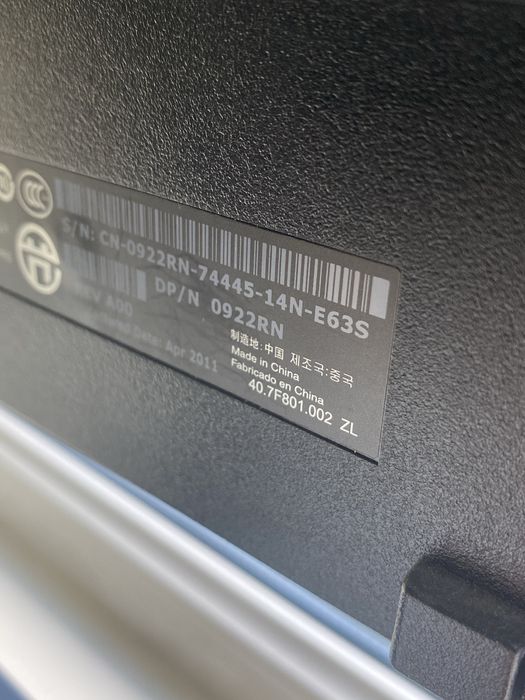 Монітор Dell P2211HT