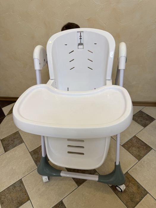 Дитячий стільчик для годування Bambi