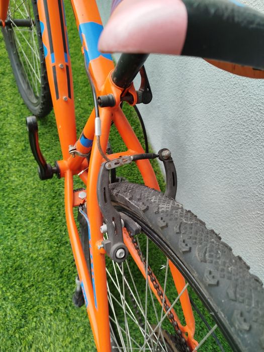 Bicicleta criança a precisar de arranjo