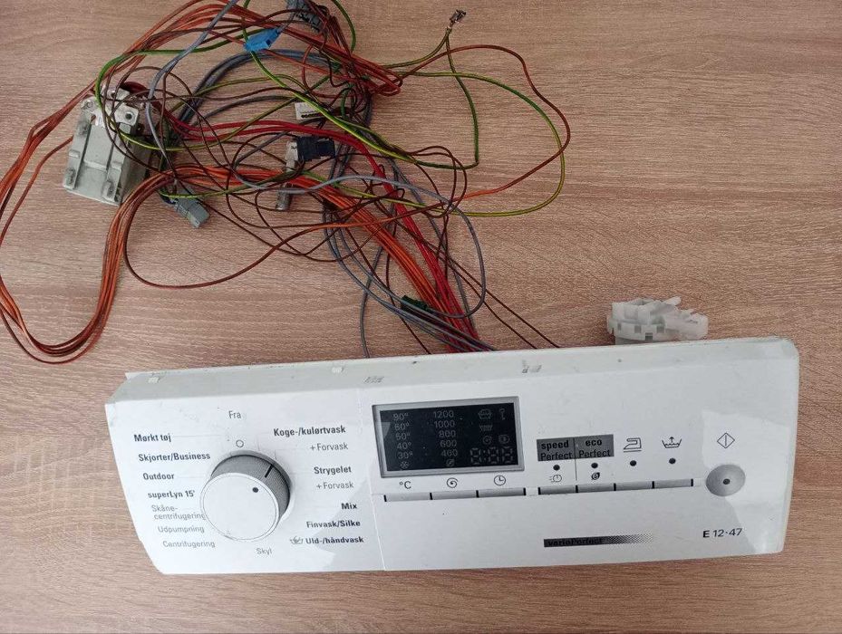 Модуль керування Bosch VarioPerfect (плата + панель) 9000537715