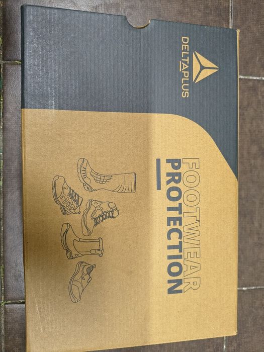 Buty ocieplane Delta Plus Jumper3 S2 , nowe, rozmiar 43