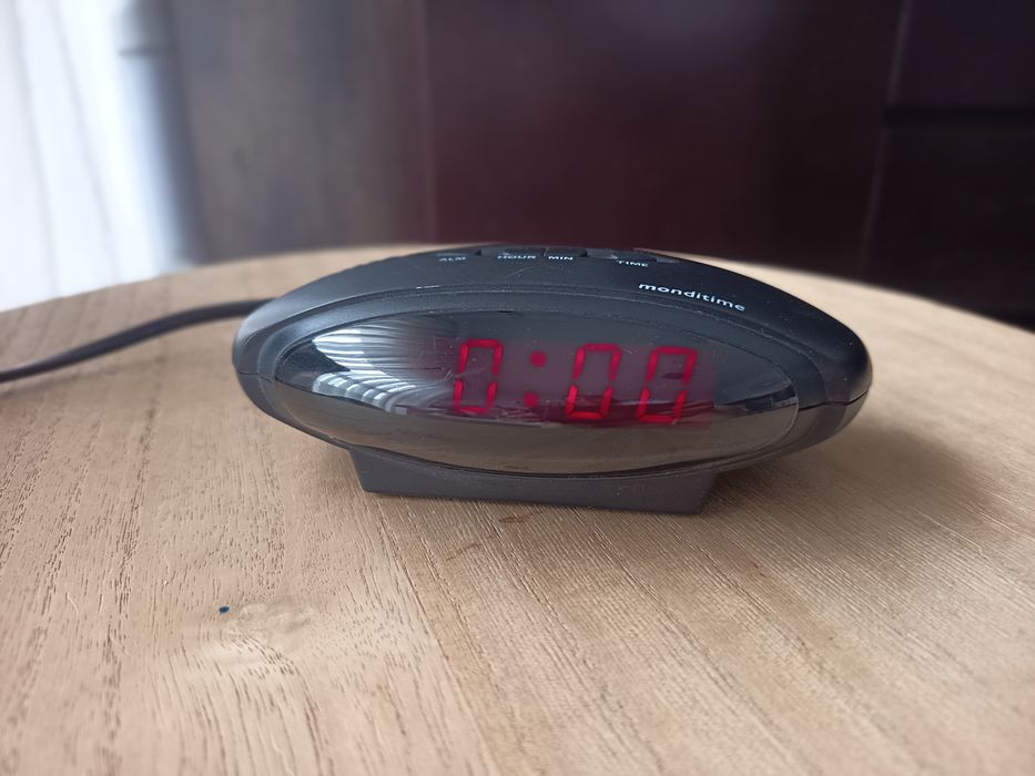 Vendo relógio despertador