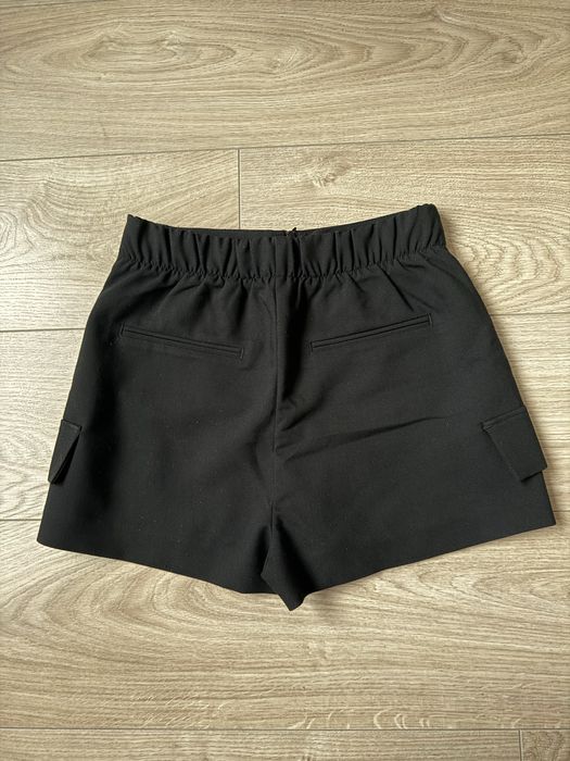Шорти-спідниця Bershka чорні розмір S ідеальний стан