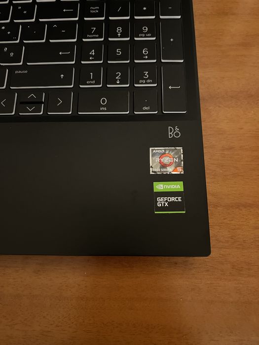 Portátil Gaming HP Pavilion 15 + rato da razer