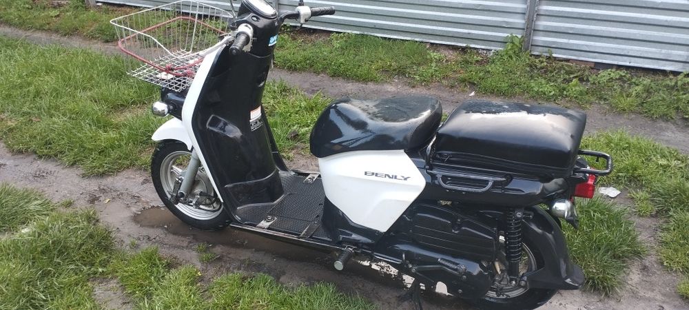 Скутер Хонда бенллі