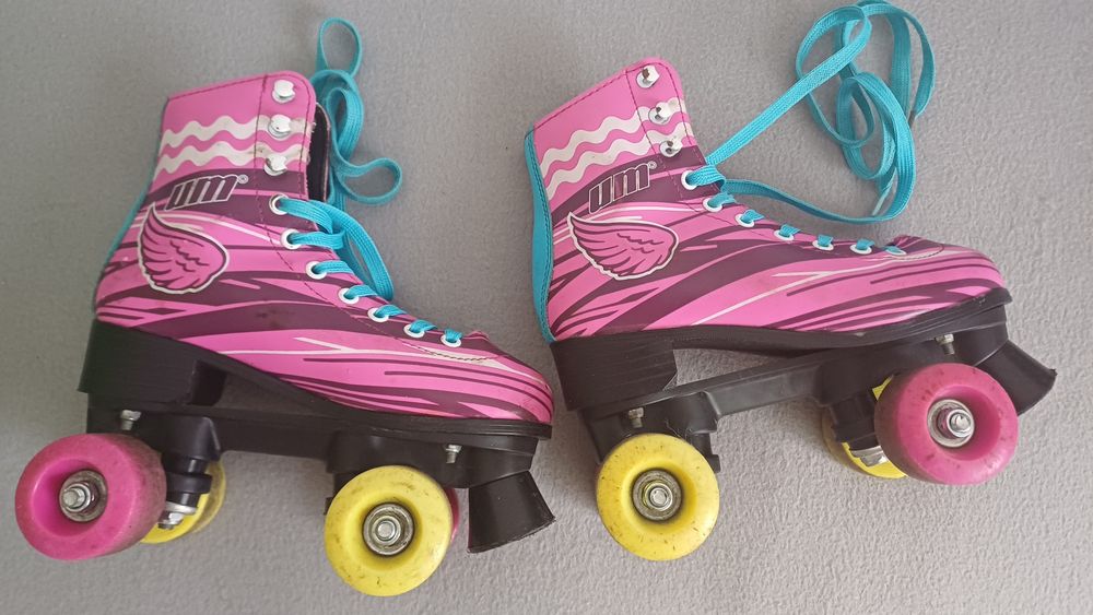 Wrotki JMS z butem na 4 kołach z butem, r. 35