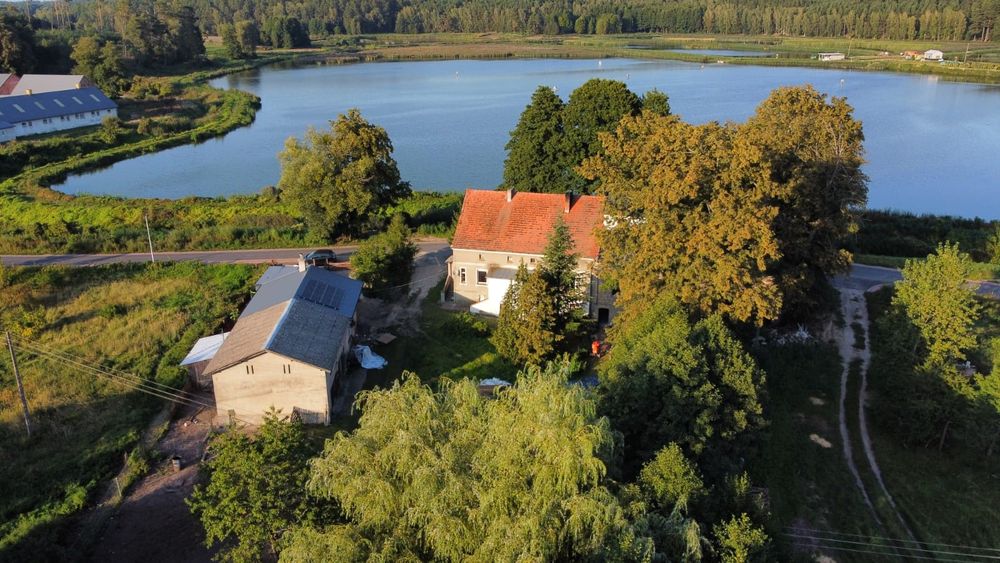 Sprzedam połowę domu