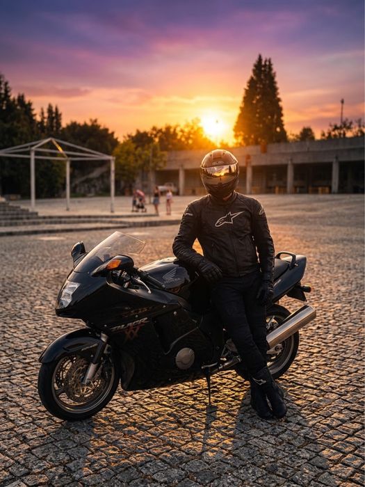 Honda CBR 1100 XX Superblackbird