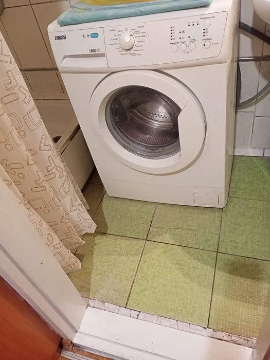 Сдам гостинку, со своим с/у