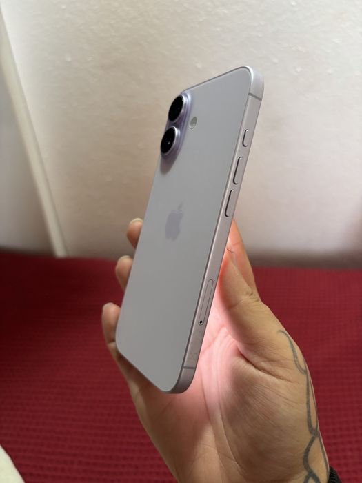 iPhone 17 256GB Lavanda | Como Novo c/ Garantia até 2027 + Extras