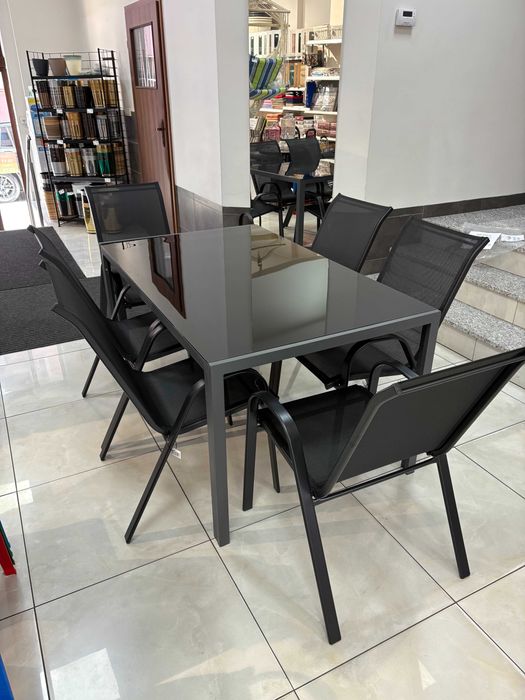 Komplet mebli ogrodowych Konrad stół czarny+6 krzeseł (kpl. jest nowy)