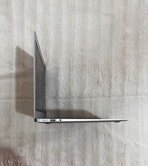 Apple MacBook Air 13 2014 - Excelente estado