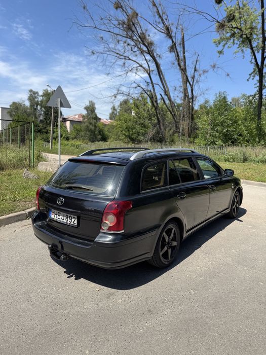 Toyota Avensis 2,0 дизель механика