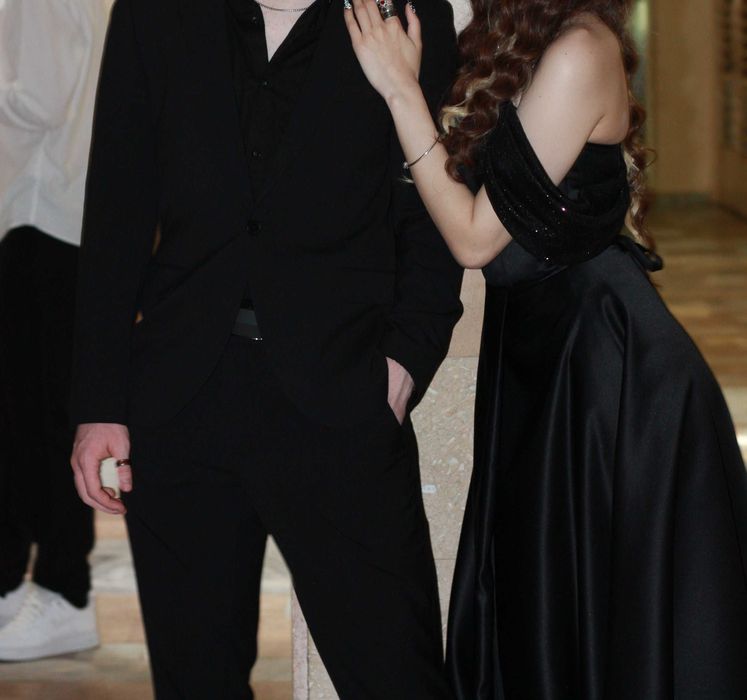 Випускна сукня чорна розмір S