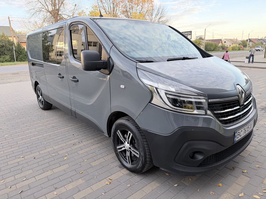 Продам Renault trafic 2019 2.0 дизель