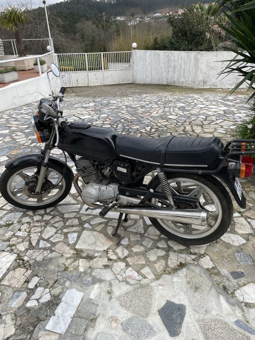 Honda CB 125 Twin