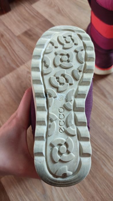 Продам сапожки Ecco