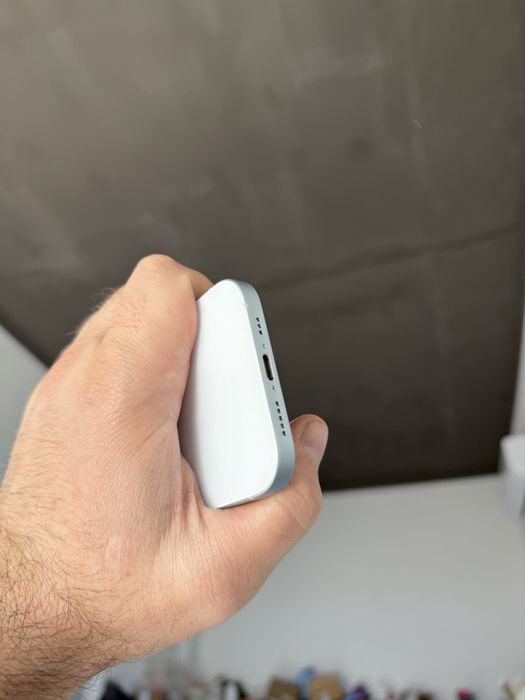 Apple iphone 15 128 gb Neverlock 90%  айфон 15