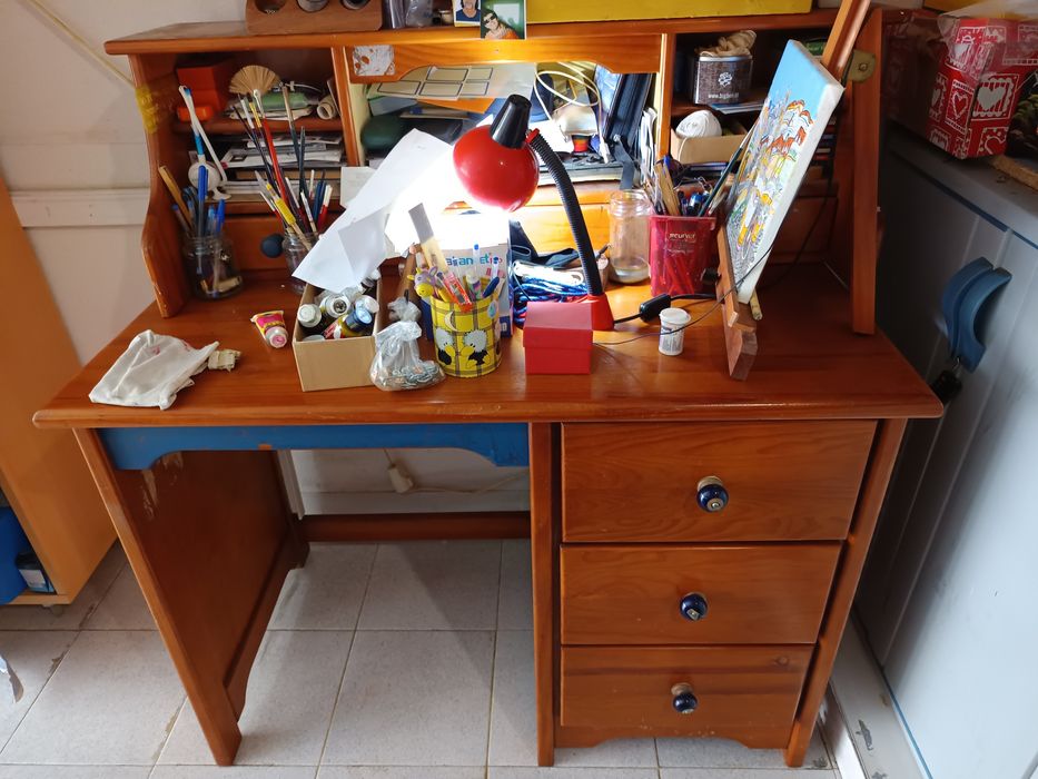 Vendo móvel de escritório bom estado