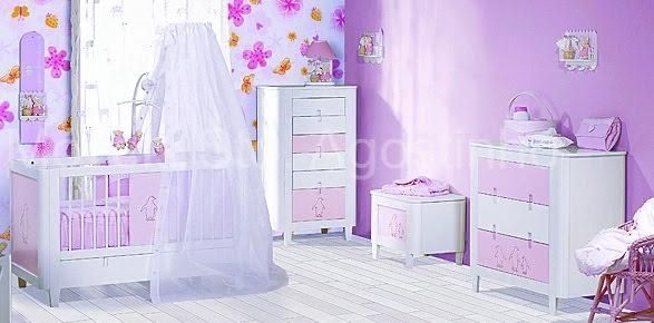 Quarto bébé cama e comoda