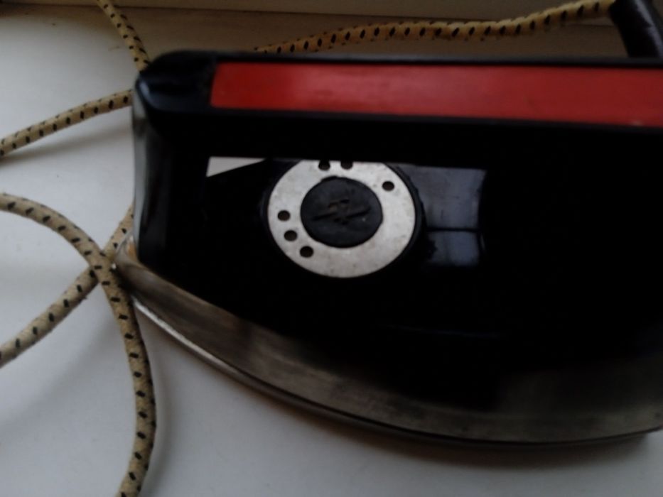 Продам утюг рабочий времен СССР