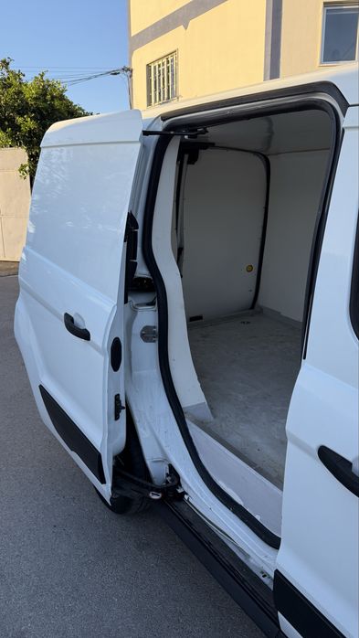 Ford Transit Connect 1.5 EcoBlue Automática
