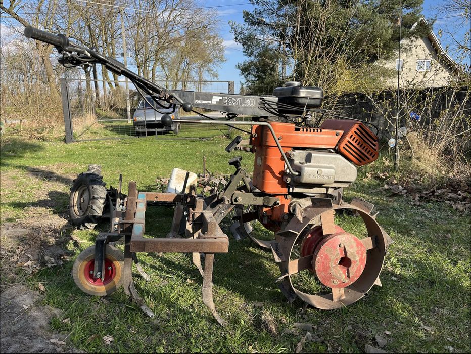 Traktorek jednosiowy Fortschirt E 931.50
