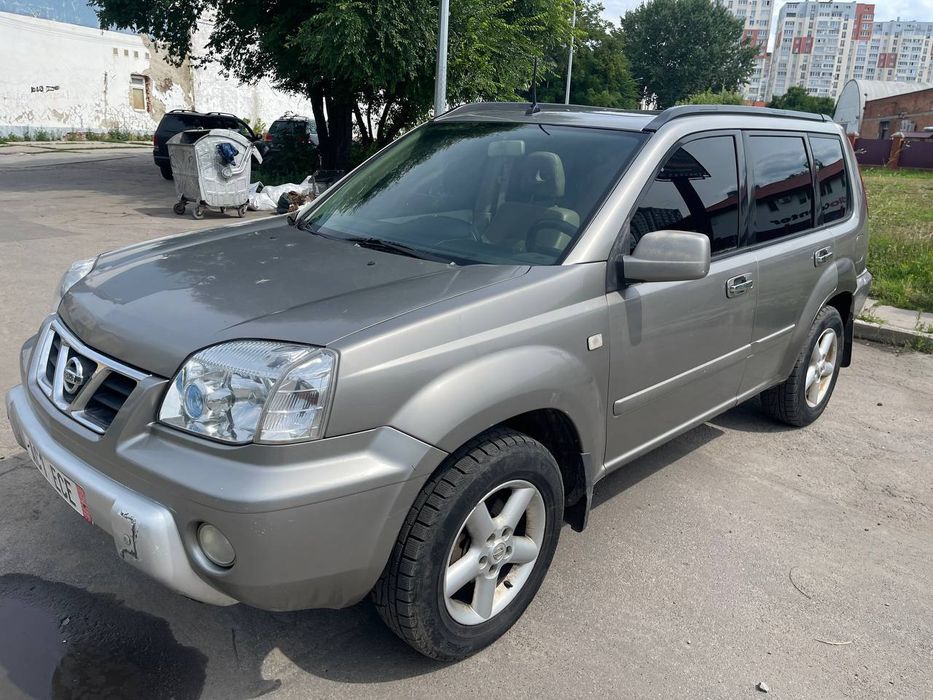 Nissan Xtrail 2,5 Дизель ( Ніссан Ікстрейл) 2004 рік Повний привід 4Х4 Гарне авто