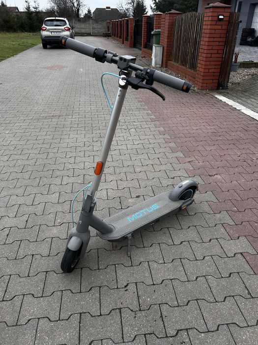hulajnoga elektryczna Motus