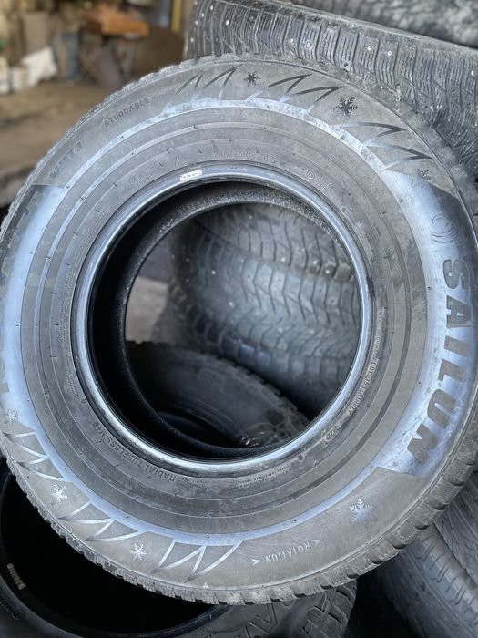 Джип,кросовер р 16 245/70 /75 пари,комплекти.