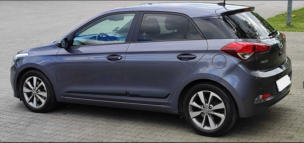 HYUNDAI i20, 1.1CRDi, 2017, bogata wersja, kamera, nawigacja, 6 biegów