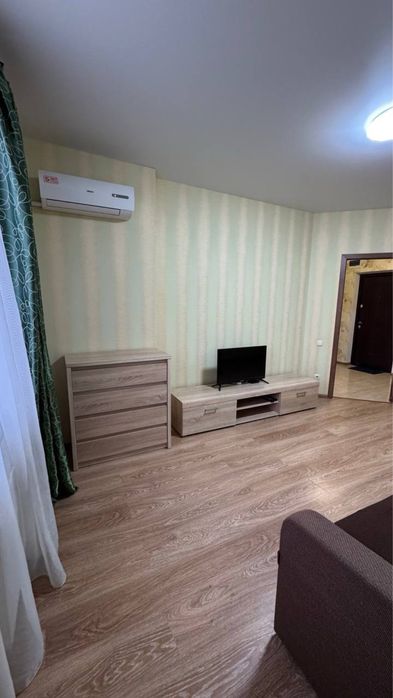 1 ком . на Таирова . Новый дом . Свободна